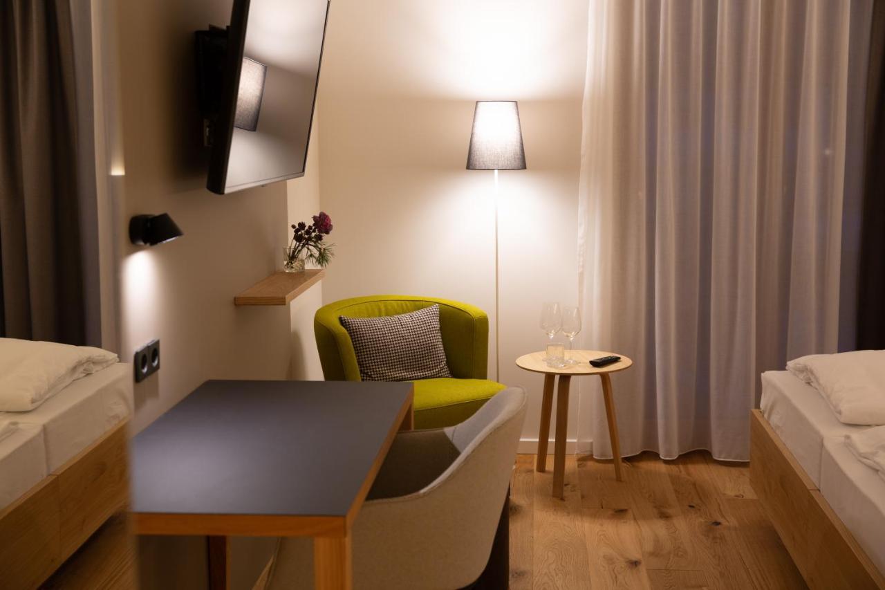 Zum Loewen Hotel Eimeldingen Eksteriør billede