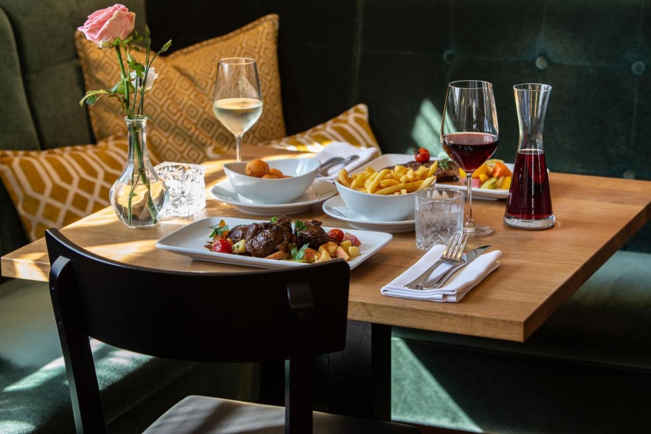 Zum Loewen Hotel Eimeldingen Eksteriør billede