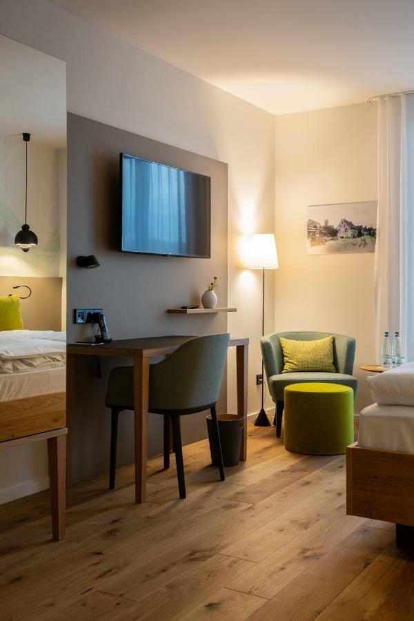 Zum Loewen Hotel Eimeldingen Eksteriør billede